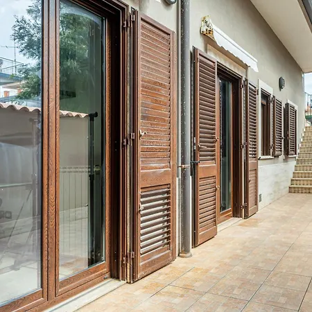 Feriehus La Dimora Di Max Bright With Terrace Riposto