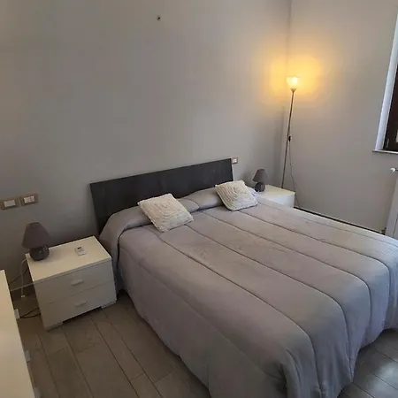 La Dimora Di Max Bright With Terrace Riposto