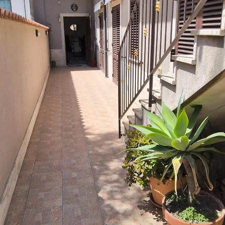 Holiday home La Dimora Di Max Bright With Terrace Riposto