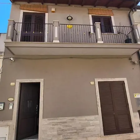 La Dimora Di Max Bright With Terrace Holiday home Riposto